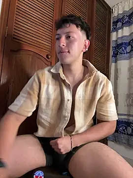 Snapshot of Amon__ashford chatting on February 13, 12:13 am Amon ashford online show from February 13, 12:13 am