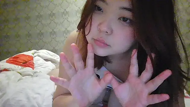 Snapshot of elysiann3 chatting on March 19, 9:27 pm elysiann3 online show from March 19, 9:27 pm