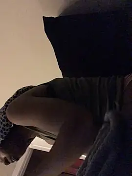 theprettysoles online show from May 6, 3:02 am