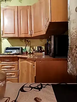 Snapshot of Laura_Kiss chatting on March 19, 4:33 pm Laura Kiss online show from March 19, 4:33 pm