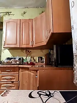 Snapshot of Laura_Kiss chatting on March 22, 4:10 pm Laura Kiss online show from March 22, 4:10 pm