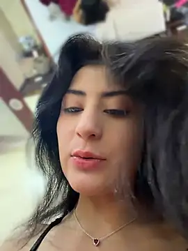 fiorella paris online show from April 8, 4:51 pm