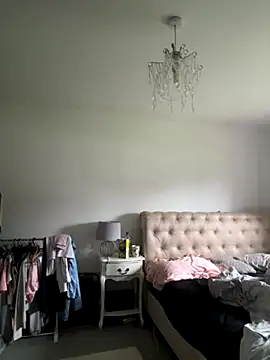 Snapshot of blissdimicco chatting on October 29, 9:11 am blissdimicco online show from October 29, 9:11 am