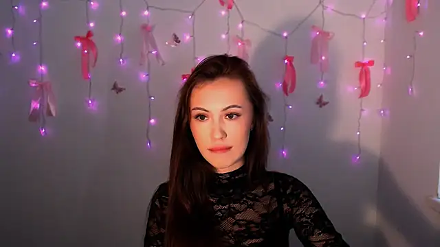 Snapshot of Nikonara_Love chatting on December 17, 1:50 pm Nikonara Love online show from December 17, 1:50 pm