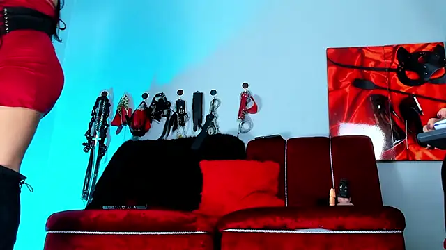 KaramStone online show from October 30, 11:44 am