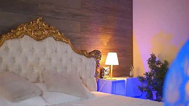 Juicy Jessye online show from February 23, 8:44 pm