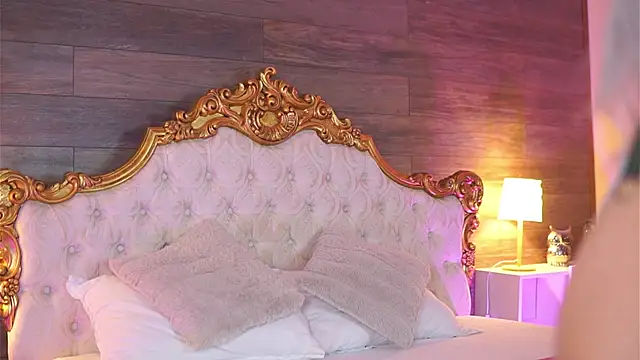 Juicy Jessye online show from March 21, 8:18 pm