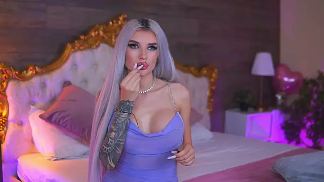 Juicy Jessye online show from February 13, 8:49 pm