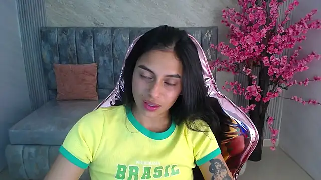 Snapshot of lilith_petit_sub chatting on January 25, 4:03 pm lilith petit sub online show from January 25, 4:03 pm
