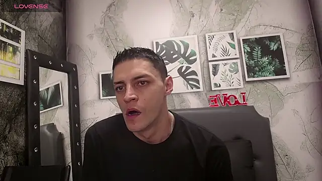 Frank Millers online show from February 24, 2:48 pm