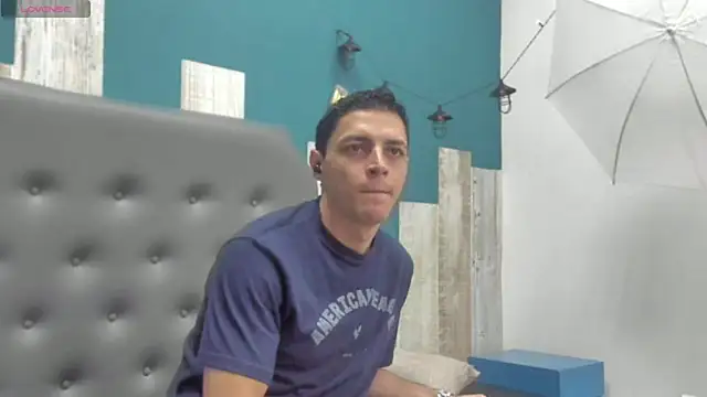 Frank Millers online show from October 8, 8:17 pm