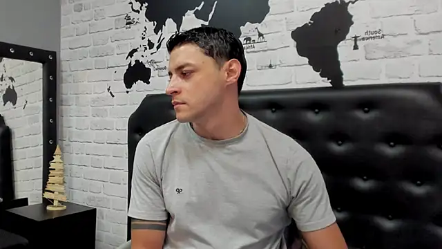 Frank Millers online show from November 25, 7:36 pm