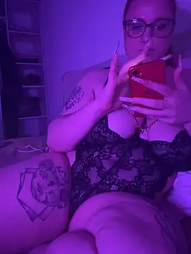 Snapshot of it_is_spicy chatting on January 28, 12:36 am it is spicy online show from January 28, 12:36 am