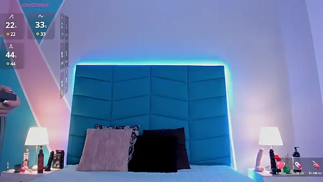 Snapshot of Luciana_brown_ chatting on February 4, 7:55 pm Luciana brown online show from February 4, 7:55 pm
