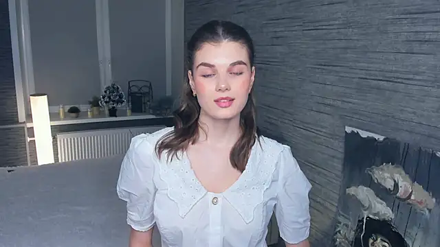 FloraDobb online show from January 28, 7:32 pm