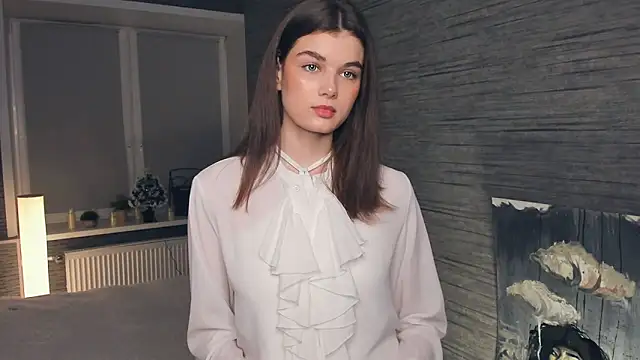 FloraDobb online show from February 2, 7:04 pm