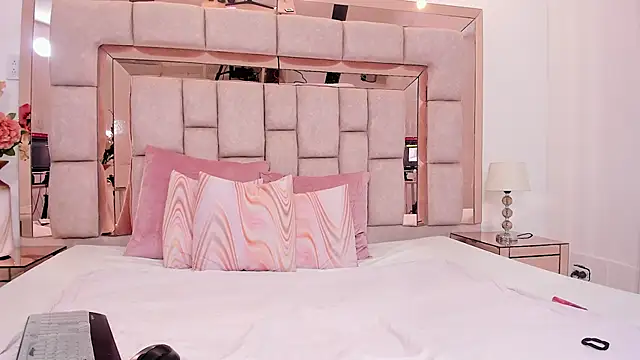 taliarussel online show from January 22, 10:05 pm