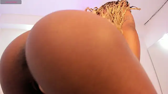 taliarussel online show from February 21, 1:00 am