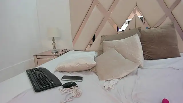 taliarussel online show from February 28, 1:05 am