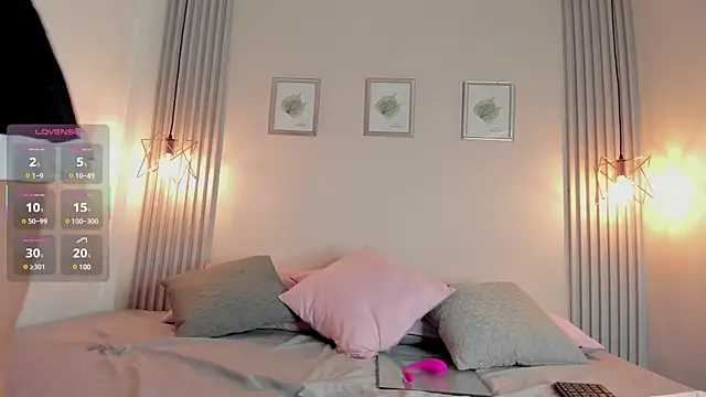 Snapshot of redvelvet__7 chatting on February 11, 12:58 pm redvelvet  7 online show from February 11, 12:58 pm