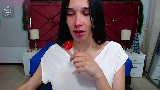 victoria adams07 online show from December 15, 8:13 pm