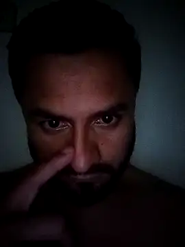 Ant1990 online show from March 18, 3:31 am