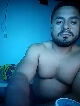 Snapshot of Ant1990 chatting on May 13, 3:48 am Ant1990 online show from May 13, 3:48 am