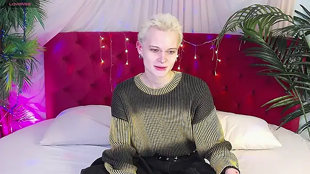 DemianEnglen online show from February 1, 8:37 pm