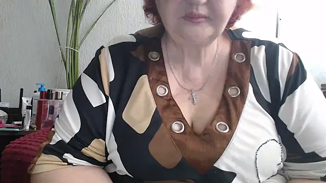DeniseeRosea online show from March 27, 9:10 am