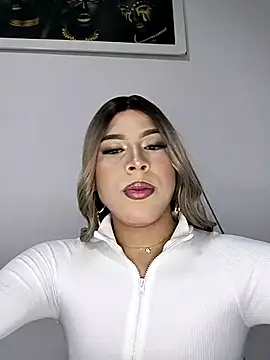 Sweet LeahSaenz online show from January 11, 2:49 am