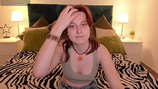 Snapshot of Jiffyyo chatting on February 1, 8:39 am Jiffyyo online show from February 1, 8:39 am