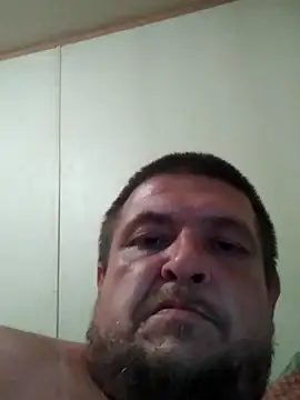 Snapshot of david799179 chatting on July 2, 9:43 pm david799179 online show from July 2, 9:43 pm