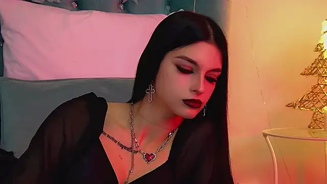 BeverlyMost online show from December 19, 7:15 am