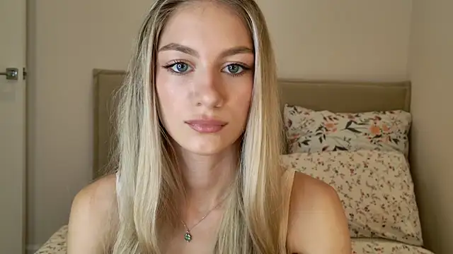 Snapshot of GabriellaOlsen chatting on September 22, 10:50 am GabriellaOlsen online show from September 22, 10:50 am