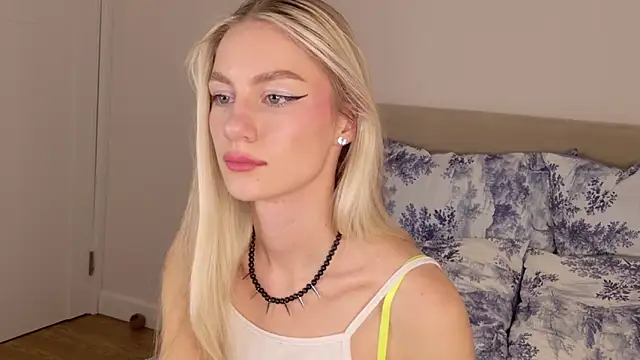 GabriellaOlsen online show from December 19, 3:41 pm