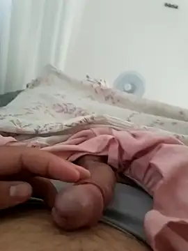 Snapshot of Trixboy201 chatting on February 4, 2:32 pm Trixboy201 online show from February 4, 2:32 pm