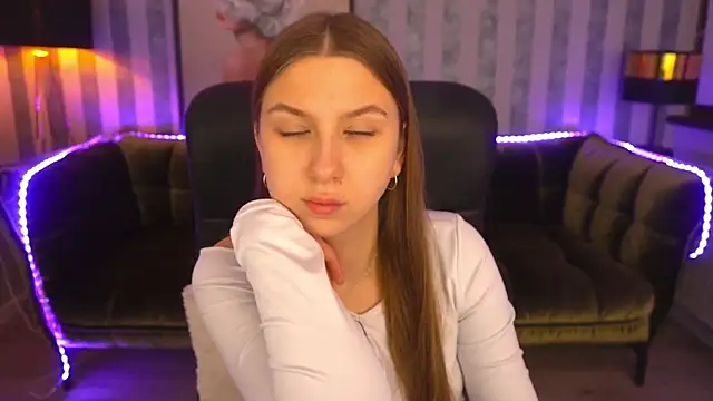 AureliaBliss  online show from February 5, 10:22 pm