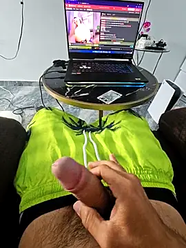 j0nathan00 online show from December 15, 8:02 pm