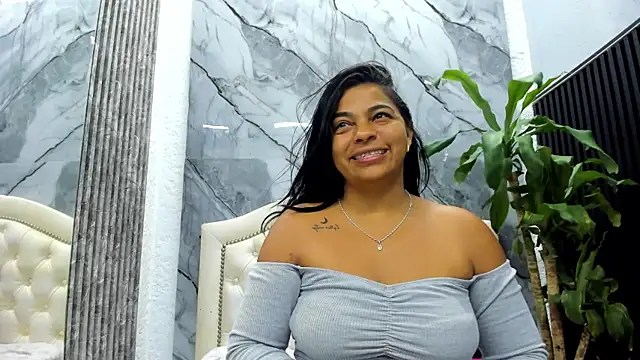 Brunette Scarleth09 online show from February 1, 12:16 pm