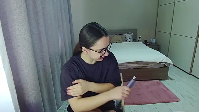 singletrouble online show from March 16, 6:50 am