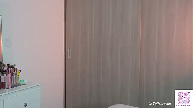 sophi lii online show from December 19, 1:01 am