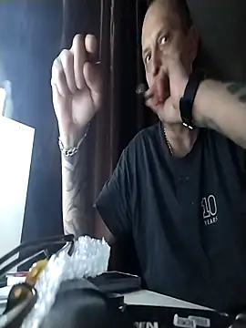 MaxDevilWhite online show from November 24, 7:57 pm