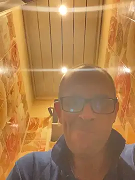 MaxDevilWhite online show from February 28, 8:43 pm