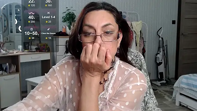 Soffya Soy online show from November 30, 11:42 pm