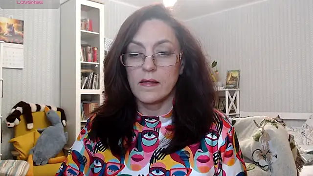 Soffya Soy online show from May 17, 6:48 pm