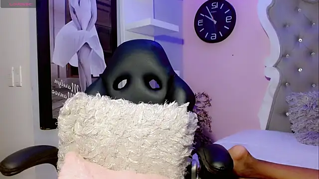 CamiiGarcia online show from February 23, 5:18 pm