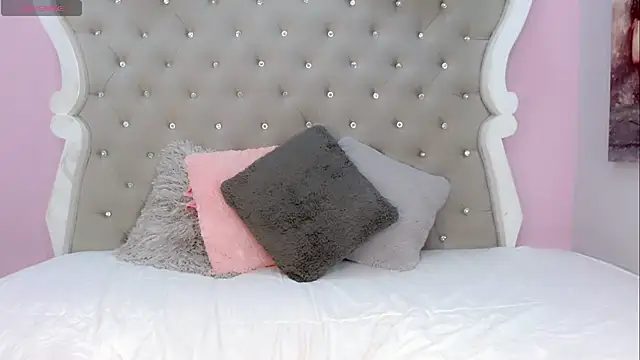 CamiiGarcia online show from March 11, 5:46 pm