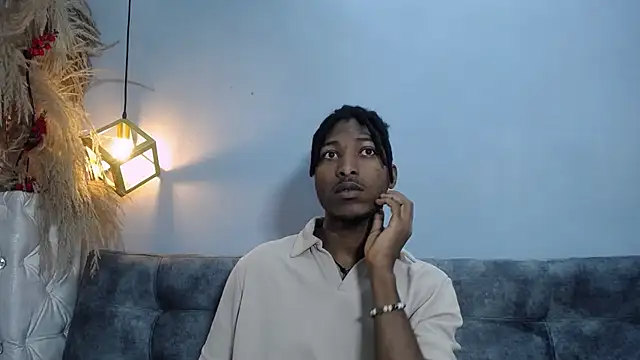 Snapshot of xxxhotbbc chatting on March 8, 12:52 pm xxxhotbbc online show from March 8, 12:52 pm