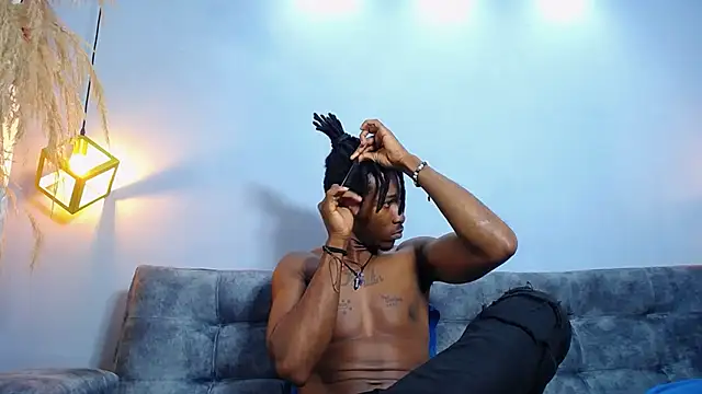 Snapshot of xxxhotbbc chatting on March 22, 12:04 pm xxxhotbbc online show from March 22, 12:04 pm