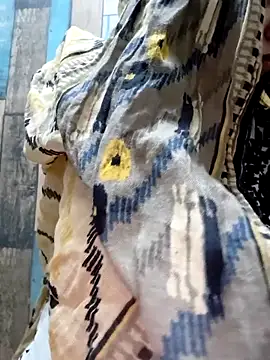 cute IndianBabe online show from November 24, 12:21 am